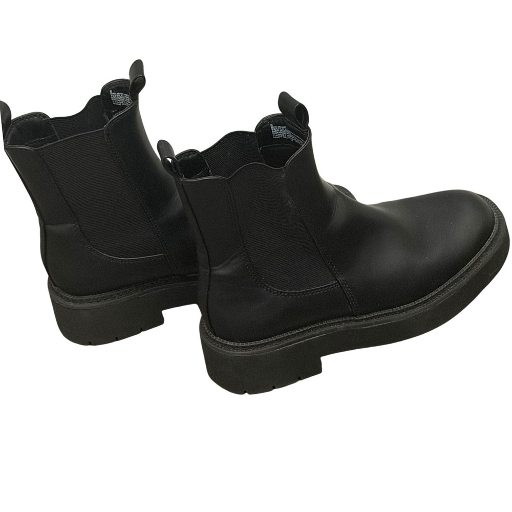 Women's Lug Sole Chelsea Boots Black Size 6